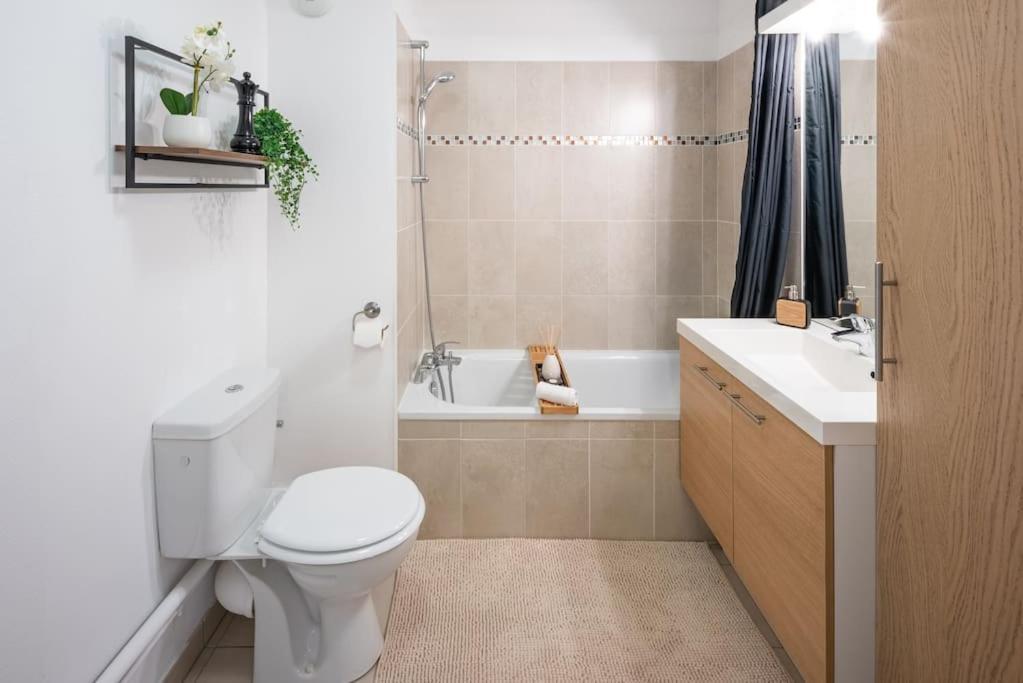 Апартаменты L'Excellence-8Min Aeroport-Terrasse-Parking Prive Линголшем Экстерьер фото
