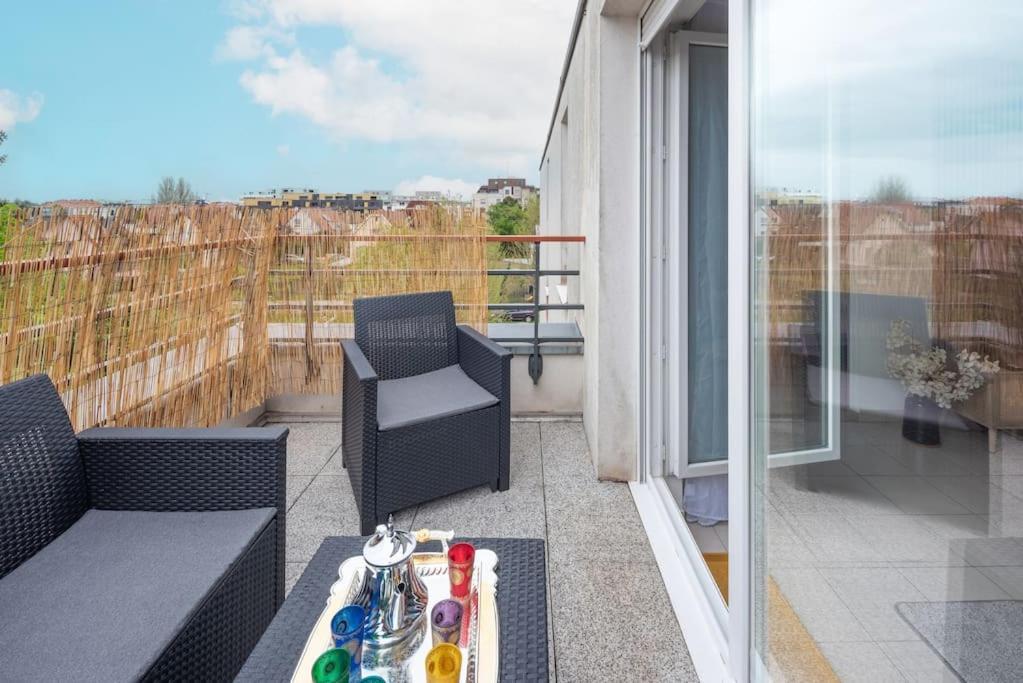 Апартаменты L'Excellence-8Min Aeroport-Terrasse-Parking Prive Линголшем Экстерьер фото