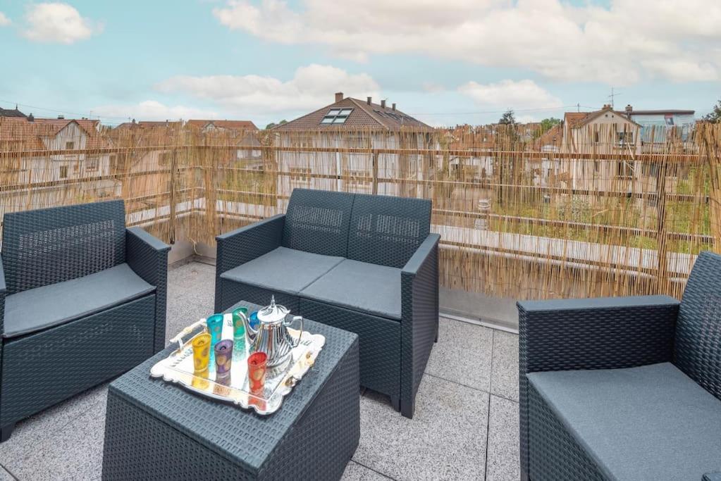 Апартаменты L'Excellence-8Min Aeroport-Terrasse-Parking Prive Линголшем Экстерьер фото